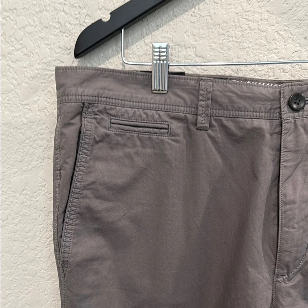 Banana Republic Men's Gray Pants 35 by 34 NWT
